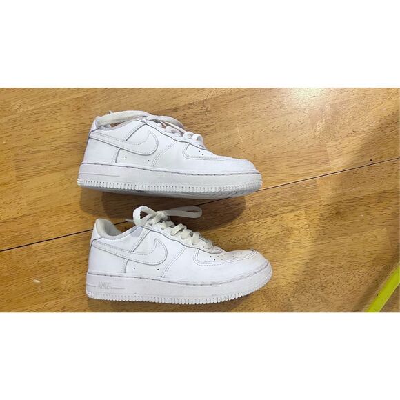 Nike Unisex Kids Lace Up Low Top Air Force 1 PS Sneaker Shoes White Size 12 - Picture 3 of 11